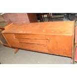 RETRO MID-CENTURY TEAK SIDEBOARD WITH TWO DOORS AND THREE DRAWERS, 152CM WIDE
