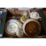 BOX OF MIXED WARES, CERAMICS, 400 DAY ANNIVERSARY CLOCK, VARIOUS CUTLERY ETC