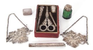 Mixed Lot: cased travelling sewing set with scrolling floral decoration, a small silver pill box