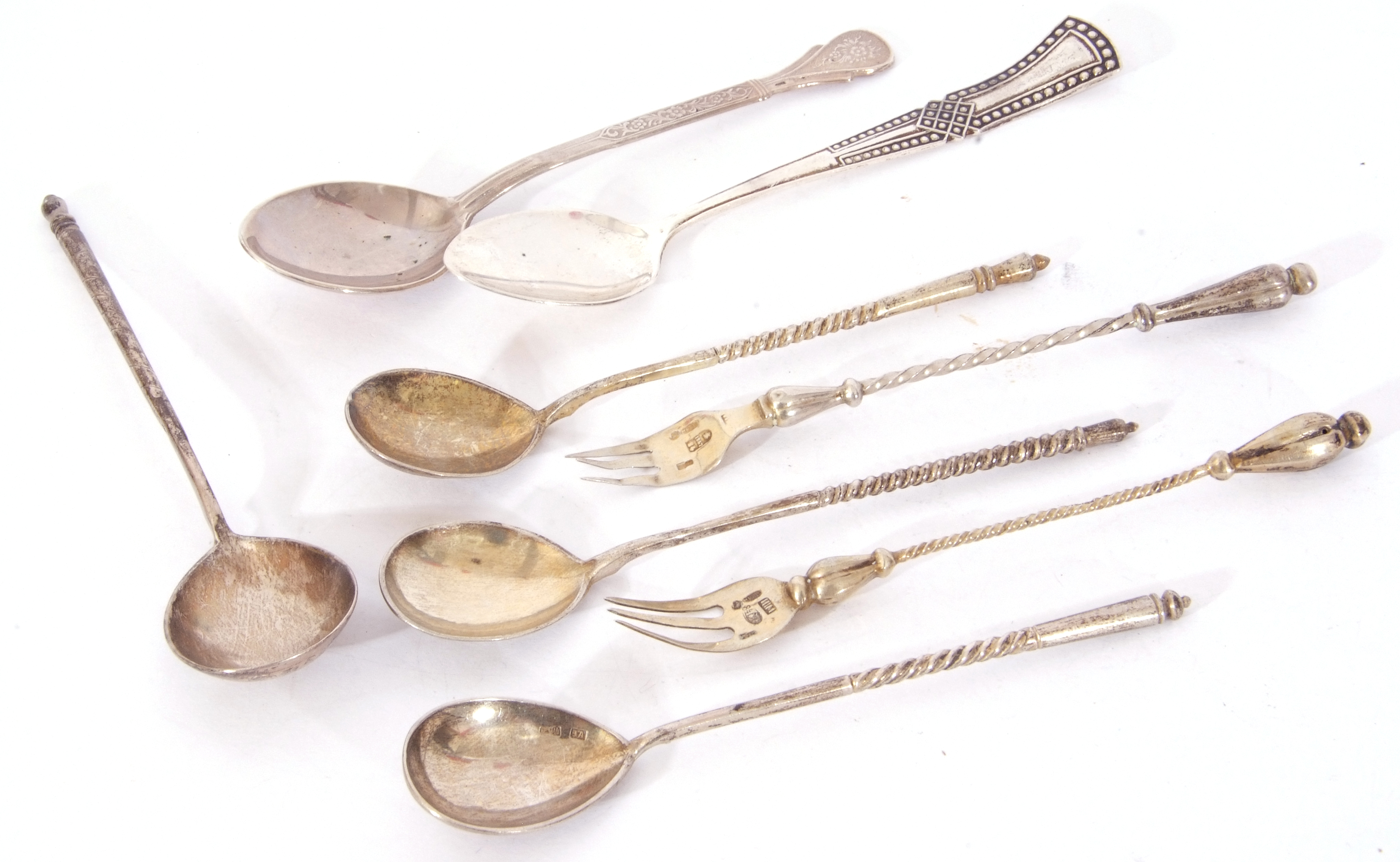 Mixed Lot: Russian silver/white metal wares comprising two tea spoons bearing 84 mark, two small