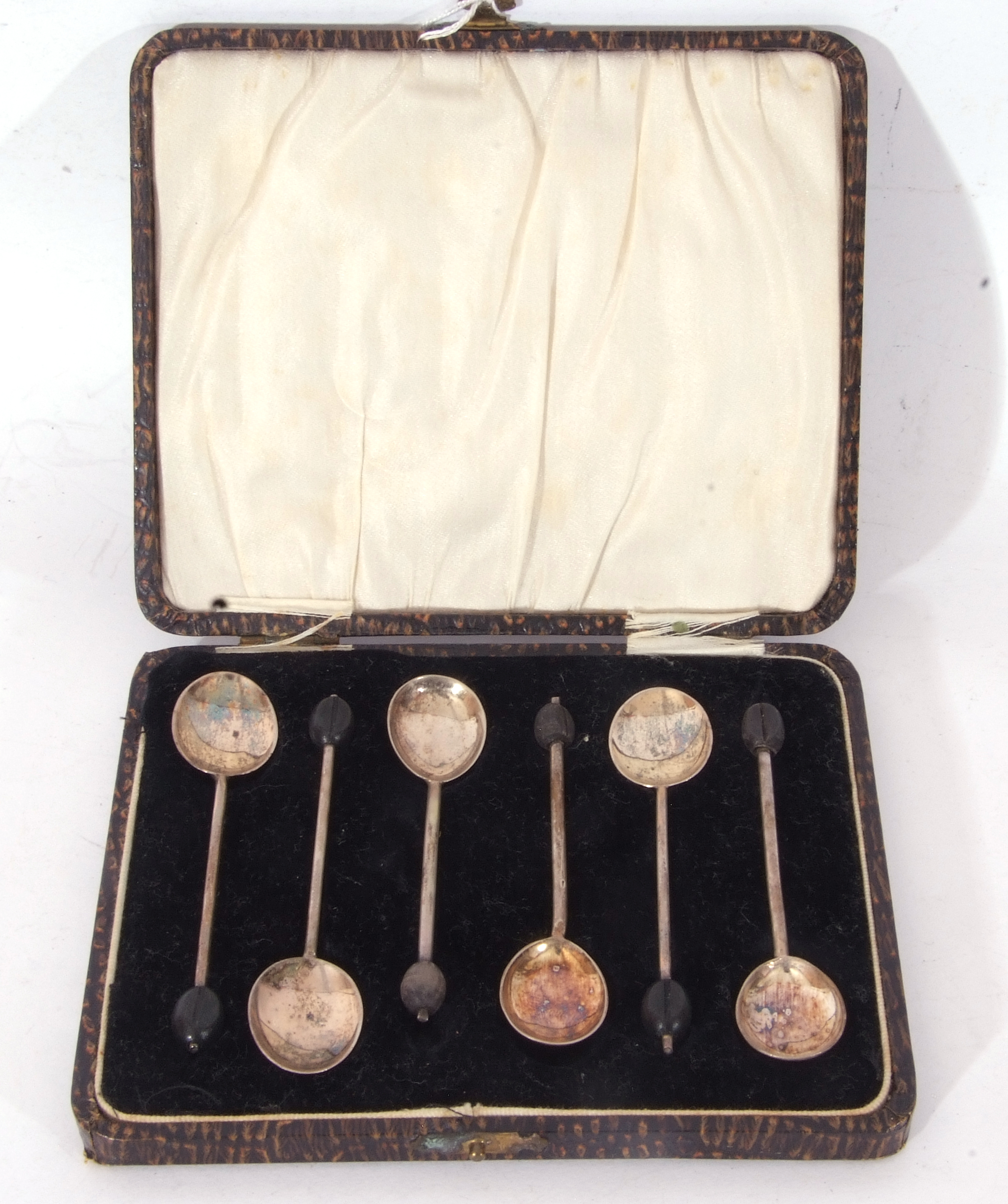 Set of six George III silver bean end coffee spoons, Birmingham 1929, wt approx 37gms