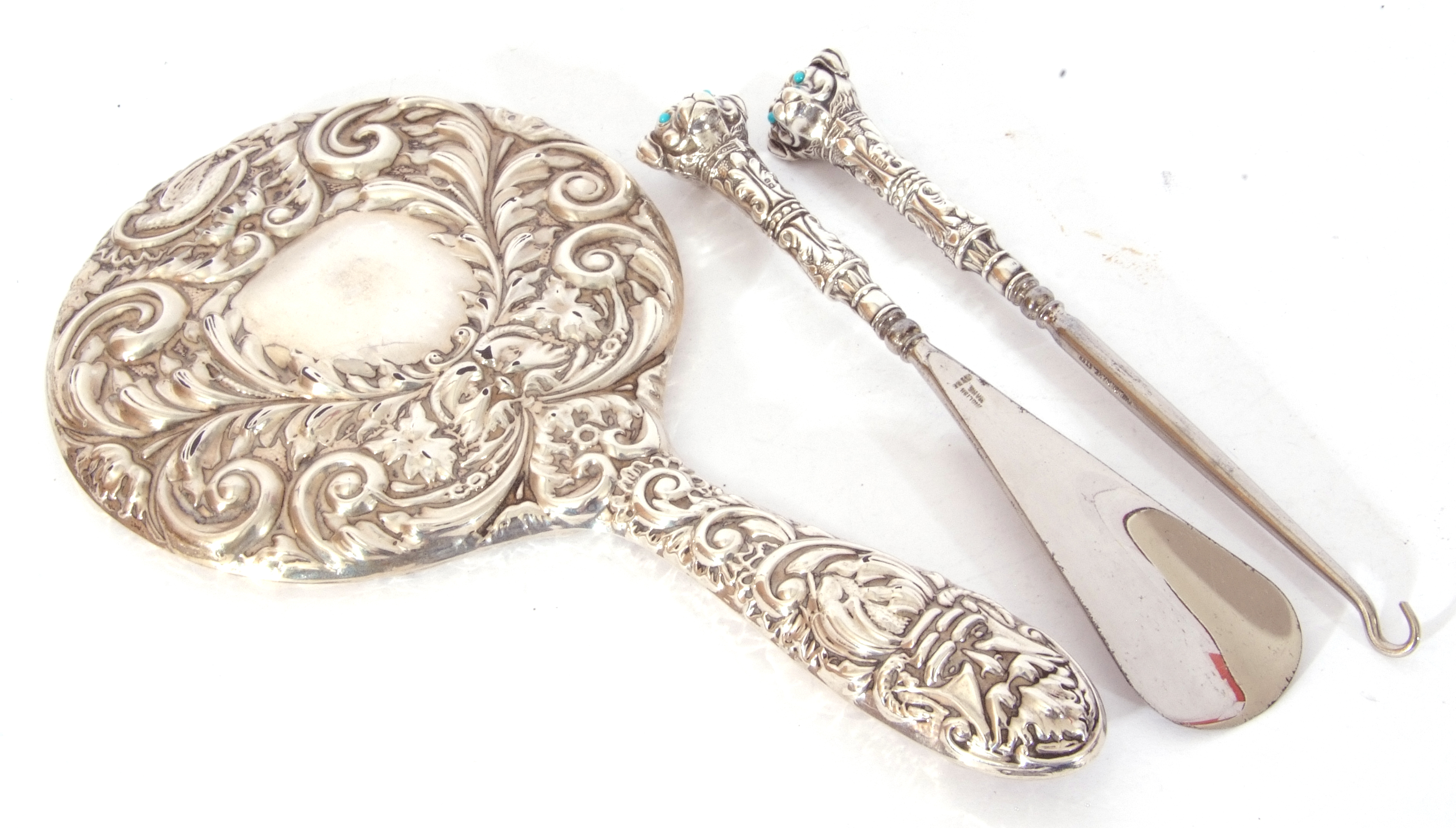 Mixed Lot: comprising Edward VII silver mounted shoe horn, the handle formed as a dog's head with - Image 2 of 10