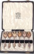 George V set of six silver coffee spoons in fitted case, Birmingham 1921, makers Elkington & Co,