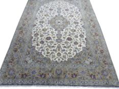 Fine quality modern Keshan carpet, 2.9m x 2m