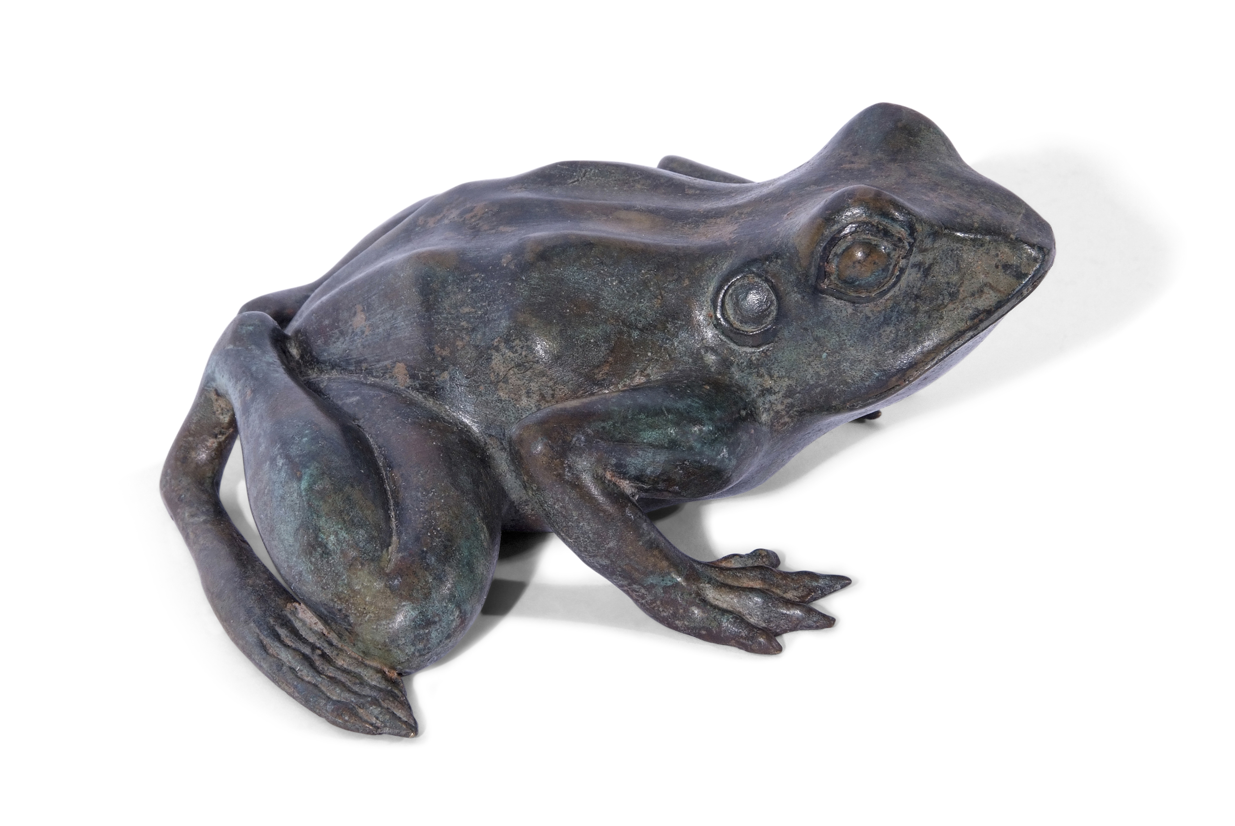 Bronzed Chinese model of a frog, 13cm long