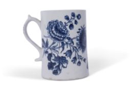 Lowestoft porcelain tankard with a printed underglaze blue design of flowers and butterflies, 12cm