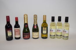 Mixed Lot: Moet Champagne, Cava with 2 red and 4 white wines