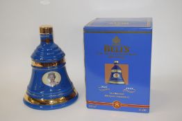 2001 Collector's Wade Bell's Decanter for 75th birthday of Queen Elizabeth II (boxed)