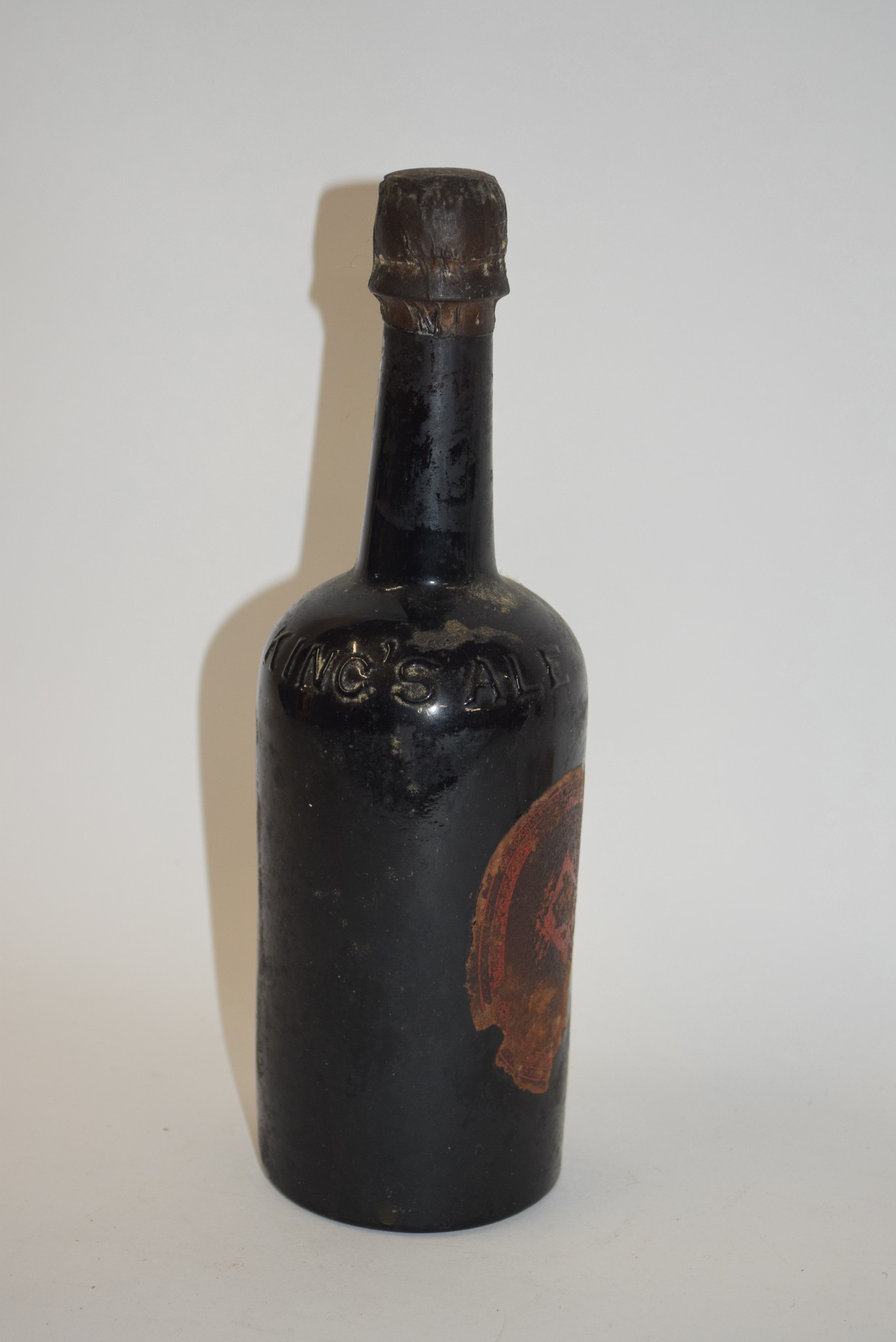 Vintage bottle of Kings Ale