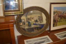 20TH CENTURY OVAL WALL MIRROR IN GILT FINISH FRAME, 70CM WIDE