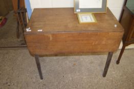 GEORGIAN MAHOGANY DROP LEAF PEMBROKE TABLE, 90CM WIDE