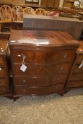 REPRODUCTION MAHOGANY SERPENTINE FRONT CHEST OF FOUR DRAWERS WITH BRUSHING SLIDE, 72CM WIDE