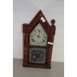 MANTEL CLOCK IN WOODEN ARCHED CASE