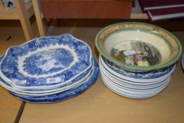 MIXED LOT: VARIOUS WEDGWOOD QUEENSWARE BLUE AND WHITE PLATES, SMALL MEAT DISHES PLUS A FURTHER ADAMS