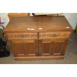 OAK EFFECT TWO DOOR TWO DRAWER SIDE CABINET