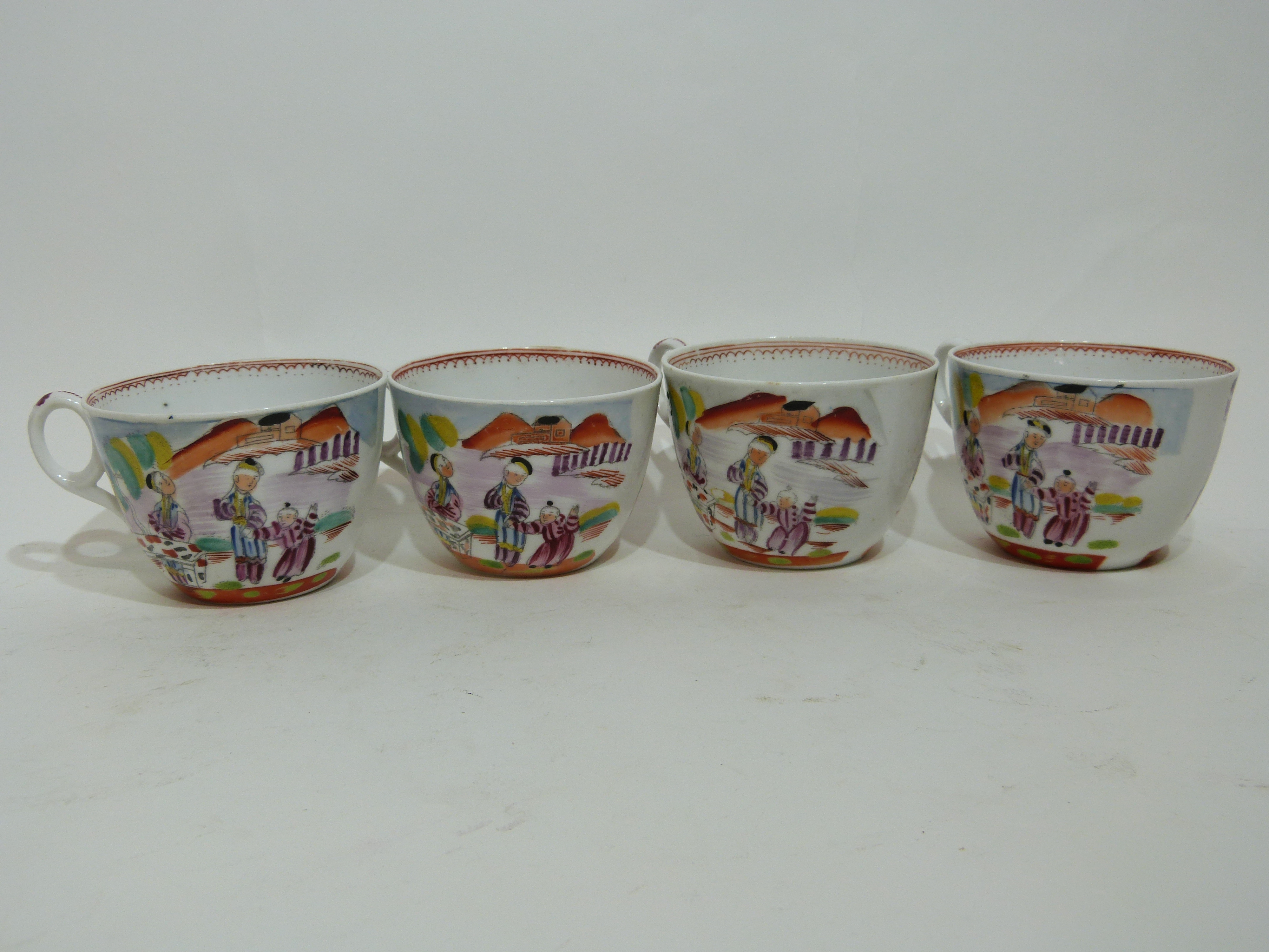 Group of late 18th century English porcelain wares decorated with Chinese figures, possibly - Image 6 of 6