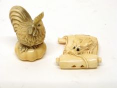 Mixed lot containing an ivory model of a chicken and a further model of a dragon mounted