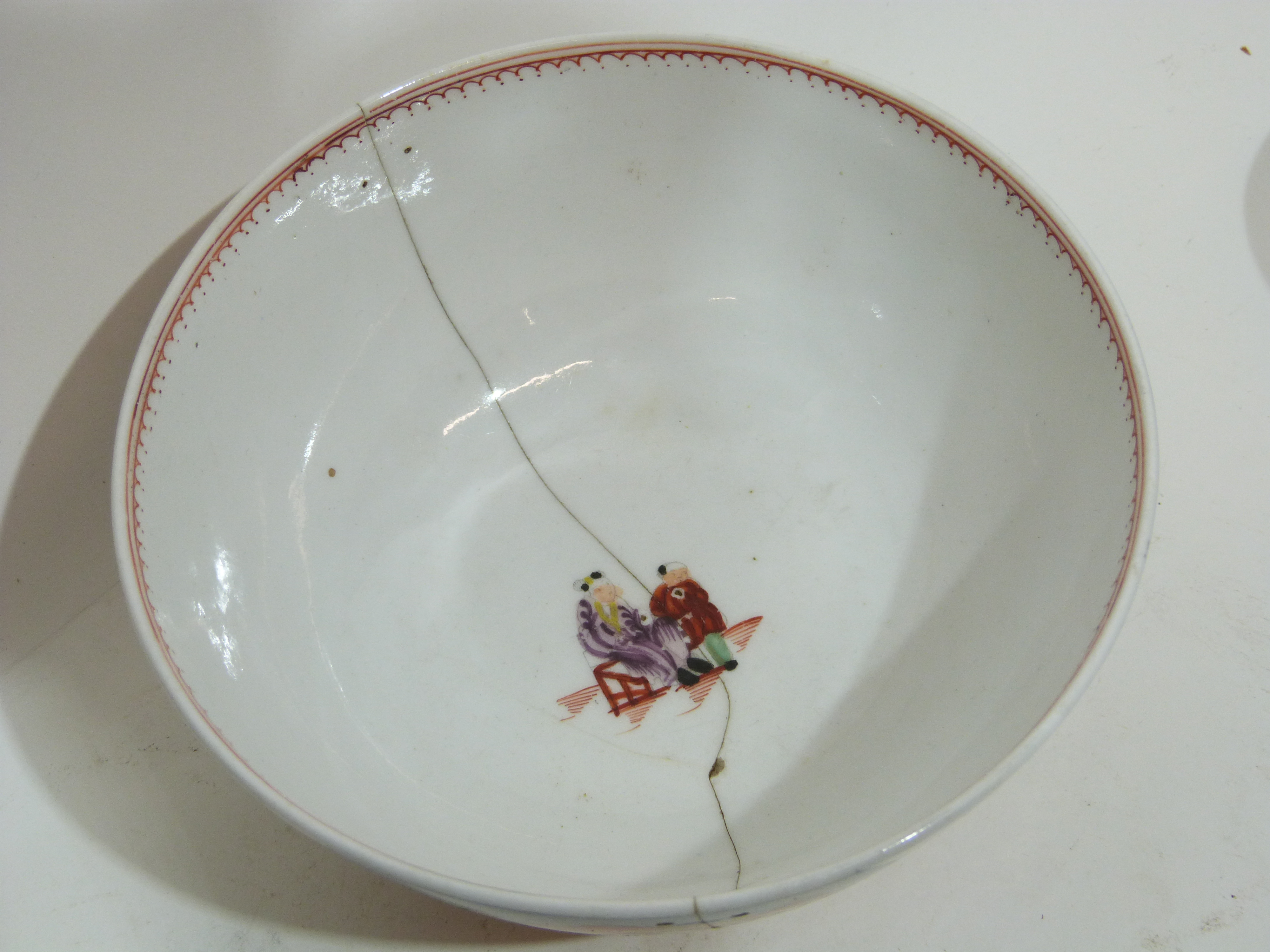 Group of late 18th century English porcelain wares decorated with Chinese figures, possibly - Image 4 of 6