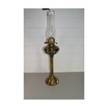 LATE 19TH/EARLY 20TH CENTURY BRASS OIL LAMP ON FLUTED COLUMN BASE