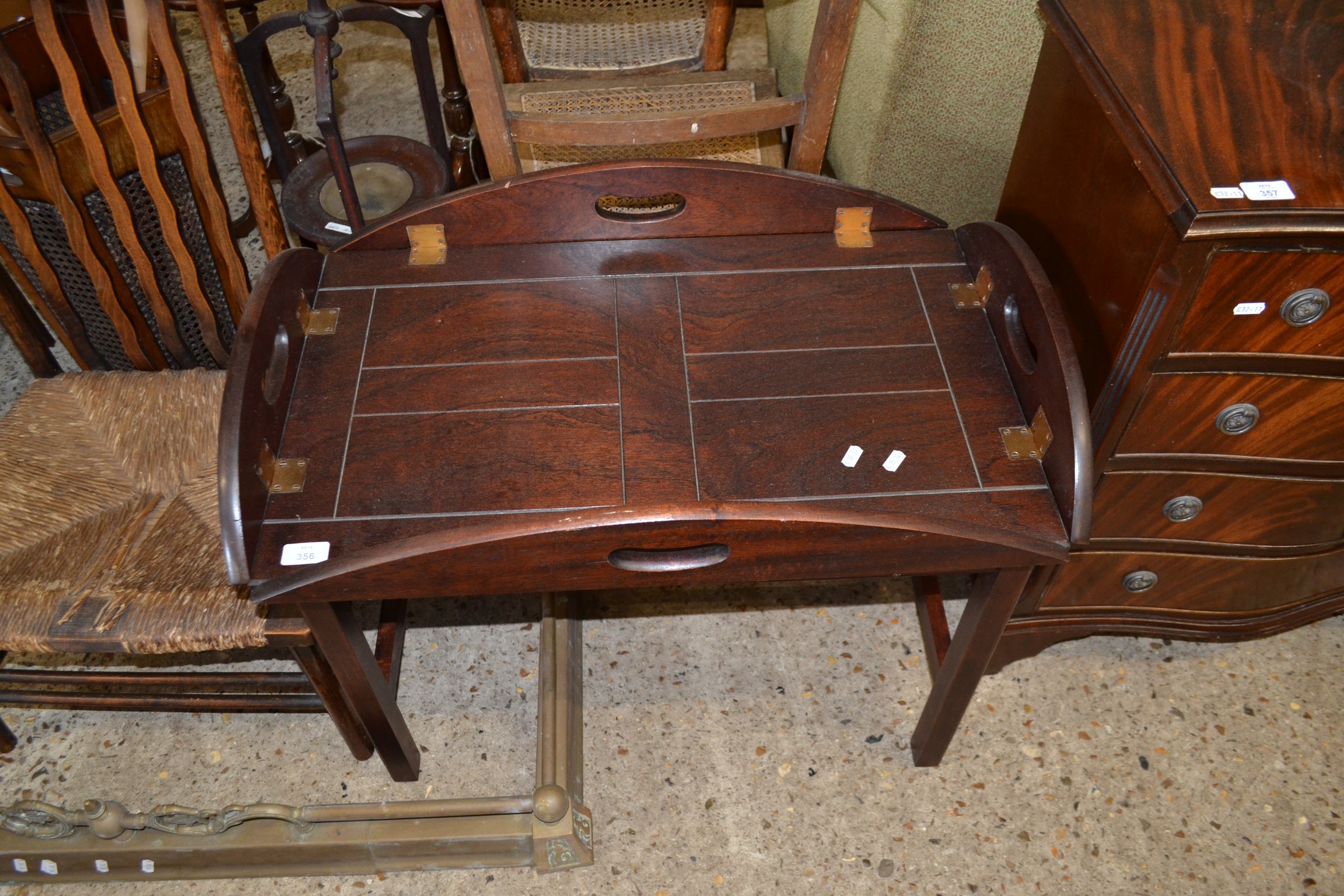 20TH CENTURY FOLDING BUTLERS TRAY AND ACCOMPANYING STAND