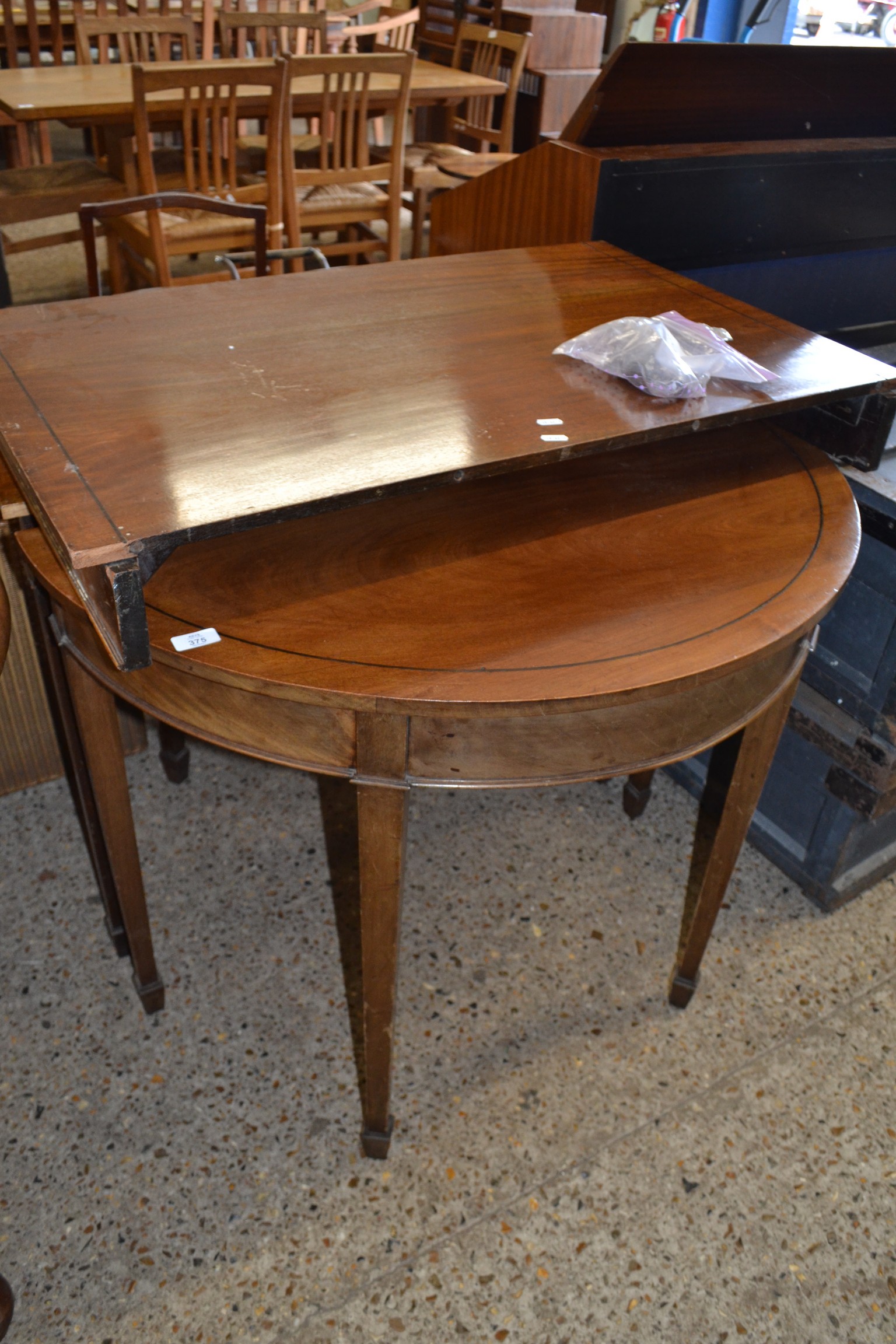 MAHOGANY EIGHT LEG EXTENDING DINING TABLE WITH SINGLE EXTRA LEAF, 94CM DIAM - Image 2 of 2