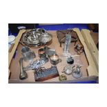 BOX OF SILVER PLATED WARES, AND CHROME CRUET MODELLED AS A BOAT, COPPER KETTLE STAND, STEEL