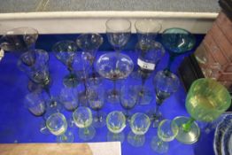 VARIOUS 20TH CENTURY COLOURED DRINKING GLASSES