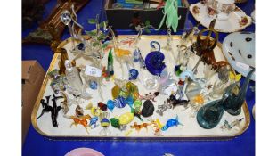 TRAY CONTAINING COLLECTION OF GLASS ANIMALS ETC