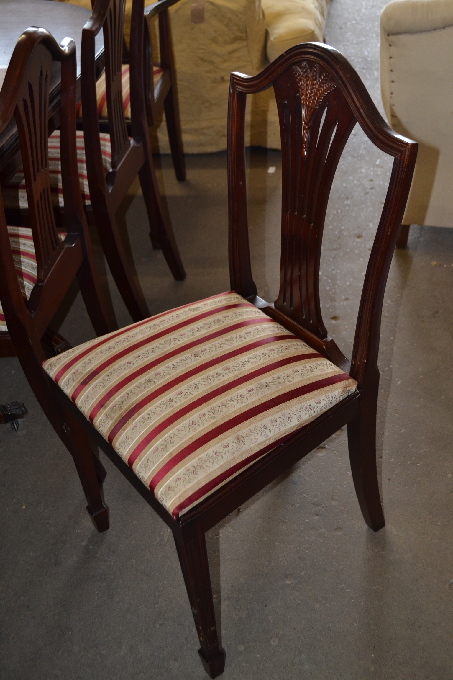 REPRODUCTION TRIPLE PEDESTAL MAHOGANY VENEERED DINING TABLE AND TEN ACCOMPANYING WHEATSHEAF BACK - Image 2 of 2