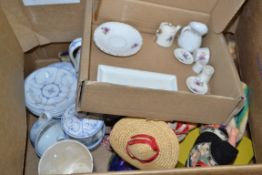 BOX CONTAINING VILLEROY & BOCH TEA WARES PLUS VARIOUS COSTUME DOLLS AND A MINIATURE VIOLET DECORATED