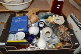 BOX OF CHINA AND GLASS WARES TO INCLUDE WADE ASHTRAY, ROYAL DOULTON MOONFLOWER VASE, POOLE VASE ETC