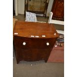 19TH CENTURY MAHOGANY BOW FRONT COMMODE CABINET, 60CM WIDE