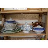 "MIXED LOT: CERAMICS AND GLASS WARES TO INCLUDE COPPER LUSTRE TEA POT, VICTORIAN GARLAND PATTERN