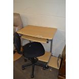 LIGHT WOOD OFFICE DESK AND ACCOMPANYING CHAIR, DESK APPROX 90CM WIDE