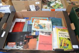 BOX OF MIXED BOOKS TO INCLUDE BEANO ANNUAL