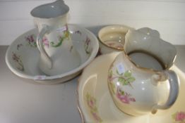 MIXED LOT OF TWO WASHBOWLS AND JUGS PLUS FURTHER CHAMBER POT AND SOAP DISH