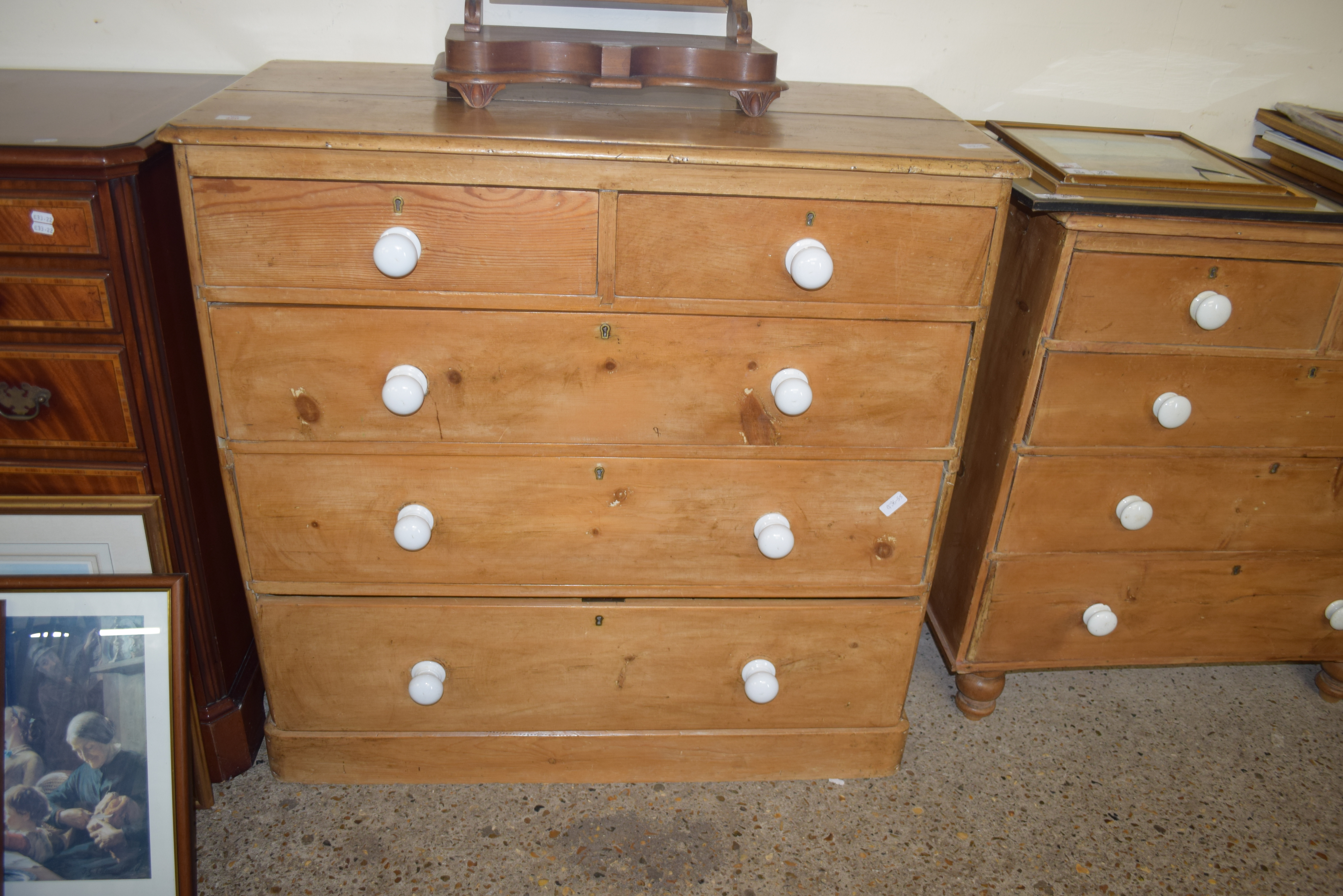 VICTORIAN PINE CHEST OF TWO SHORT OVER THREE LONG DRAWERS FITTED WITH WHITE CERAMIC HANDLES, 104CM