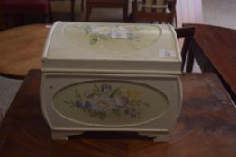 SMALL FLORAL PAINTED TABLE TOP BOX