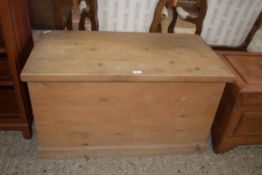 PINE BLANKET BOX, 95CM WIDE