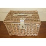 WICKER PICNIC HAMPER