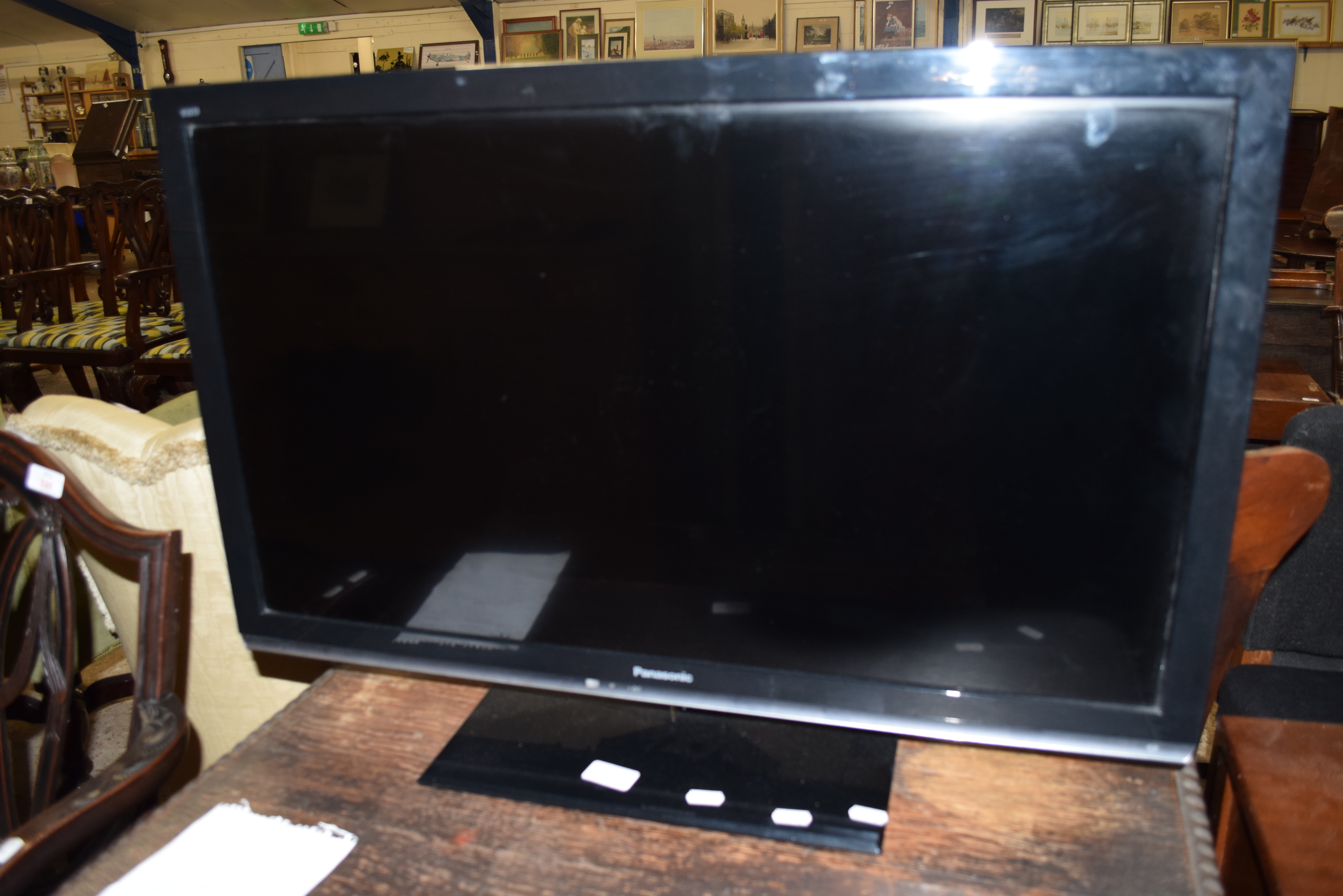 PANASONIC FLAT SCREEN TV