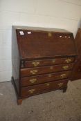 18TH CENTURY OAK BUREAU, FALL FRONT OPENING TO A FITTED INTERIOR WITH PIGEONHOLES AND SMALL