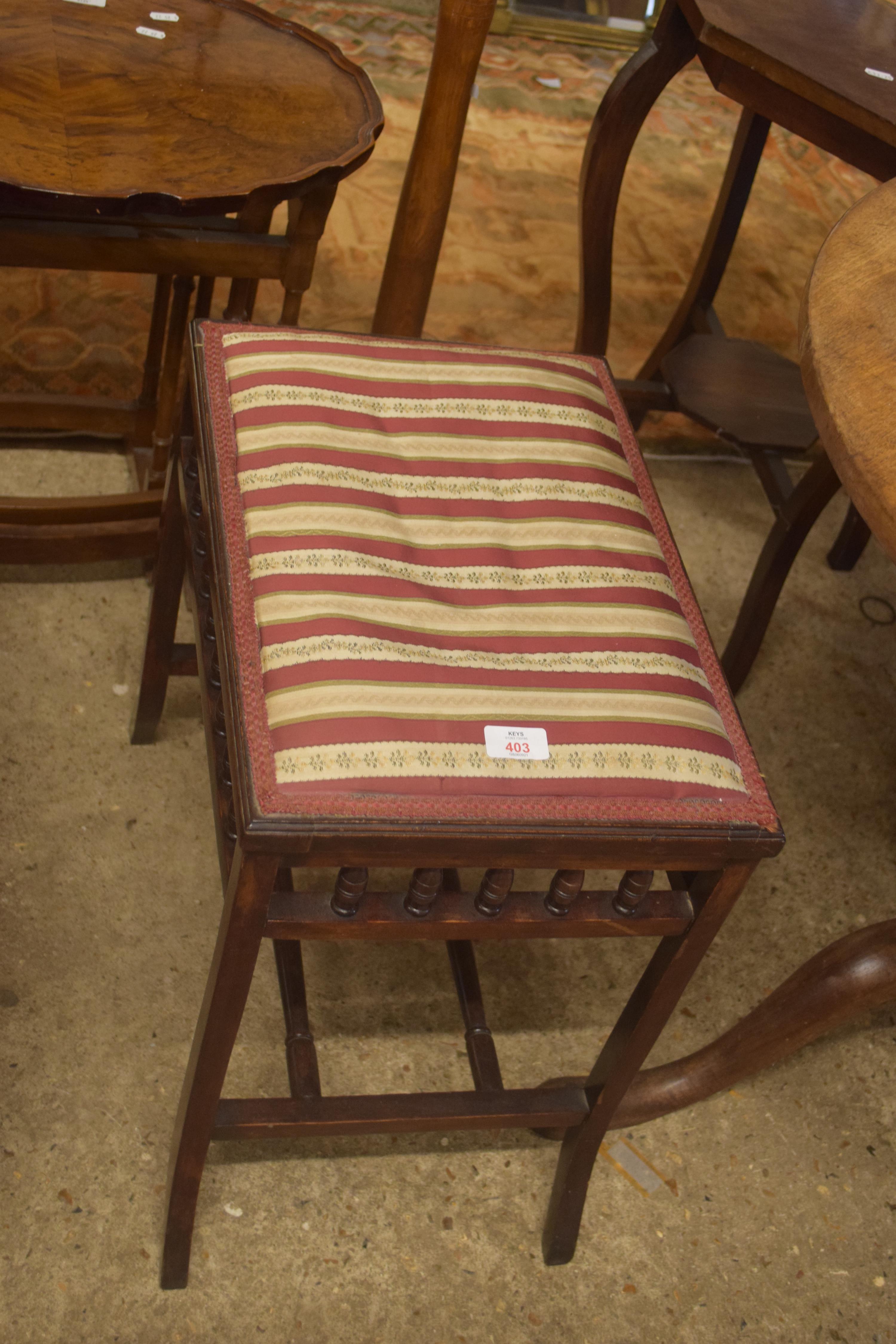 LATE 19TH CENTURY PIANO STOOL WITH STRIPED UPHOLSTERED SEAT AND SPINDLE FINISH FRAME, 49CM WIDE