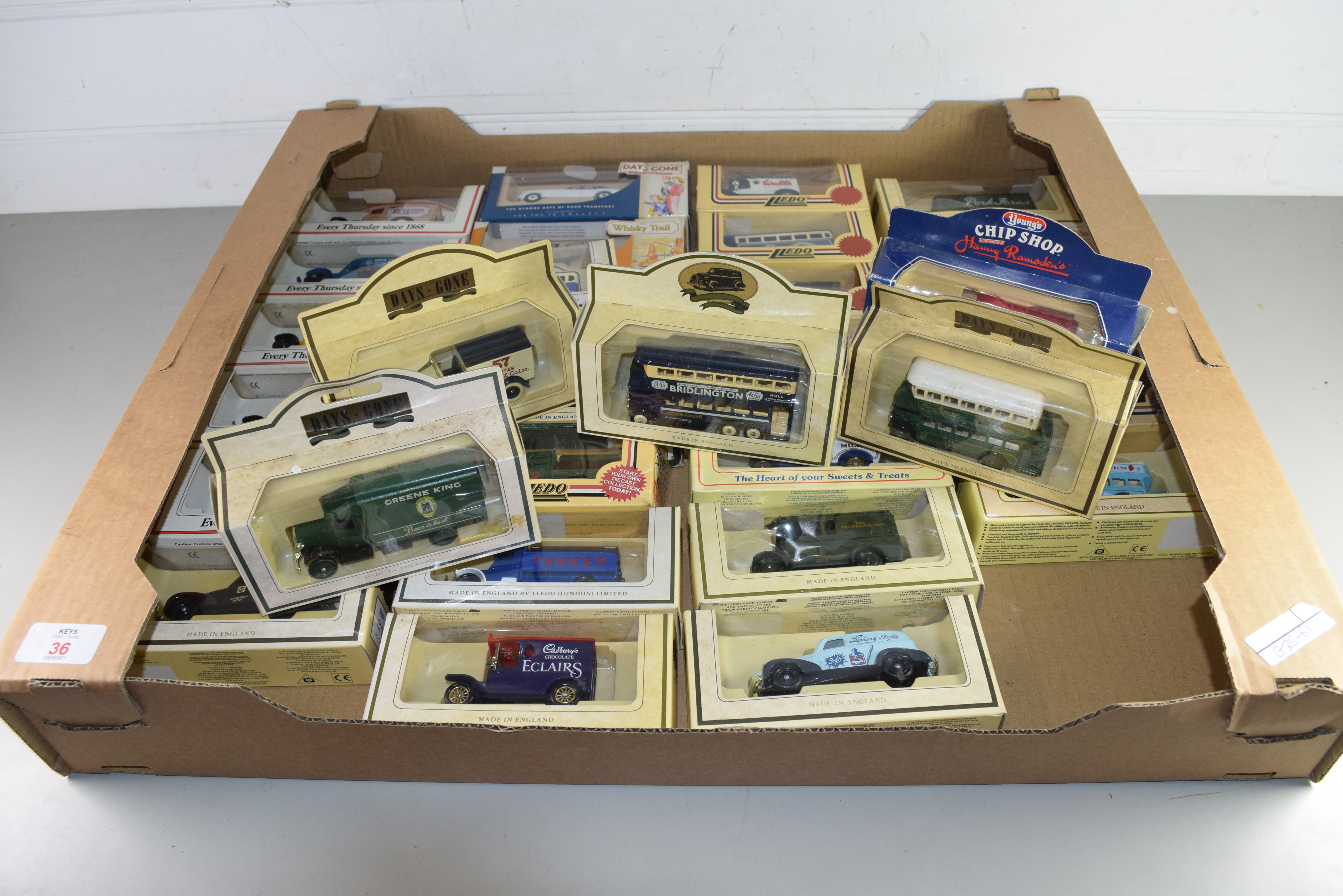 BOX OF MODERN BOXED COLLECTORS VEHICLES TO INCLUDE LLEDO, DAYS GONE BY, YOUNGS HARRY RAMSDEN CHIP