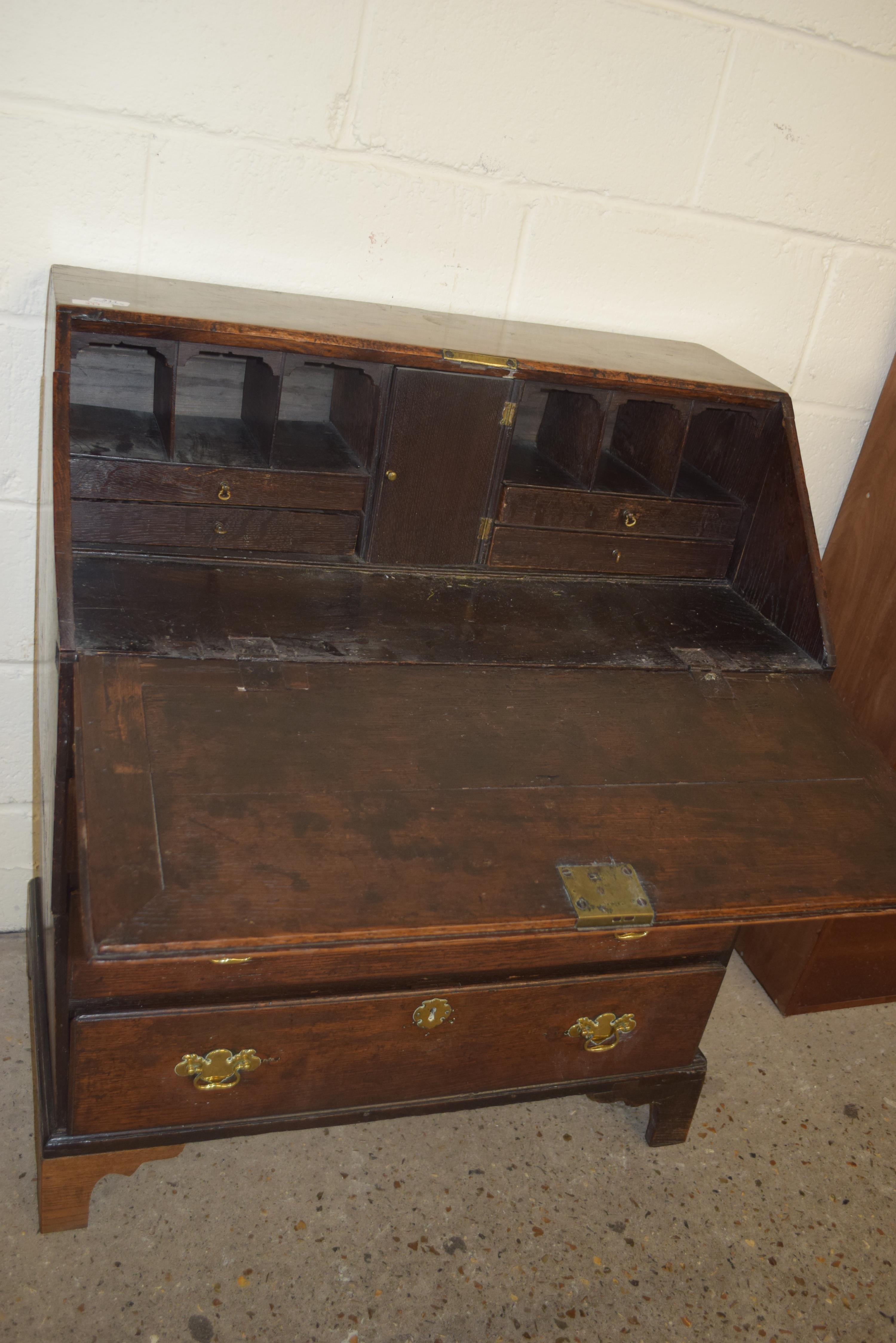 18TH CENTURY OAK BUREAU, FALL FRONT OPENING TO A FITTED INTERIOR WITH PIGEONHOLES AND SMALL - Image 2 of 2