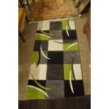 MODERN FLOOR RUG WITH CHEQUERED DESIGN, 150CM LONG