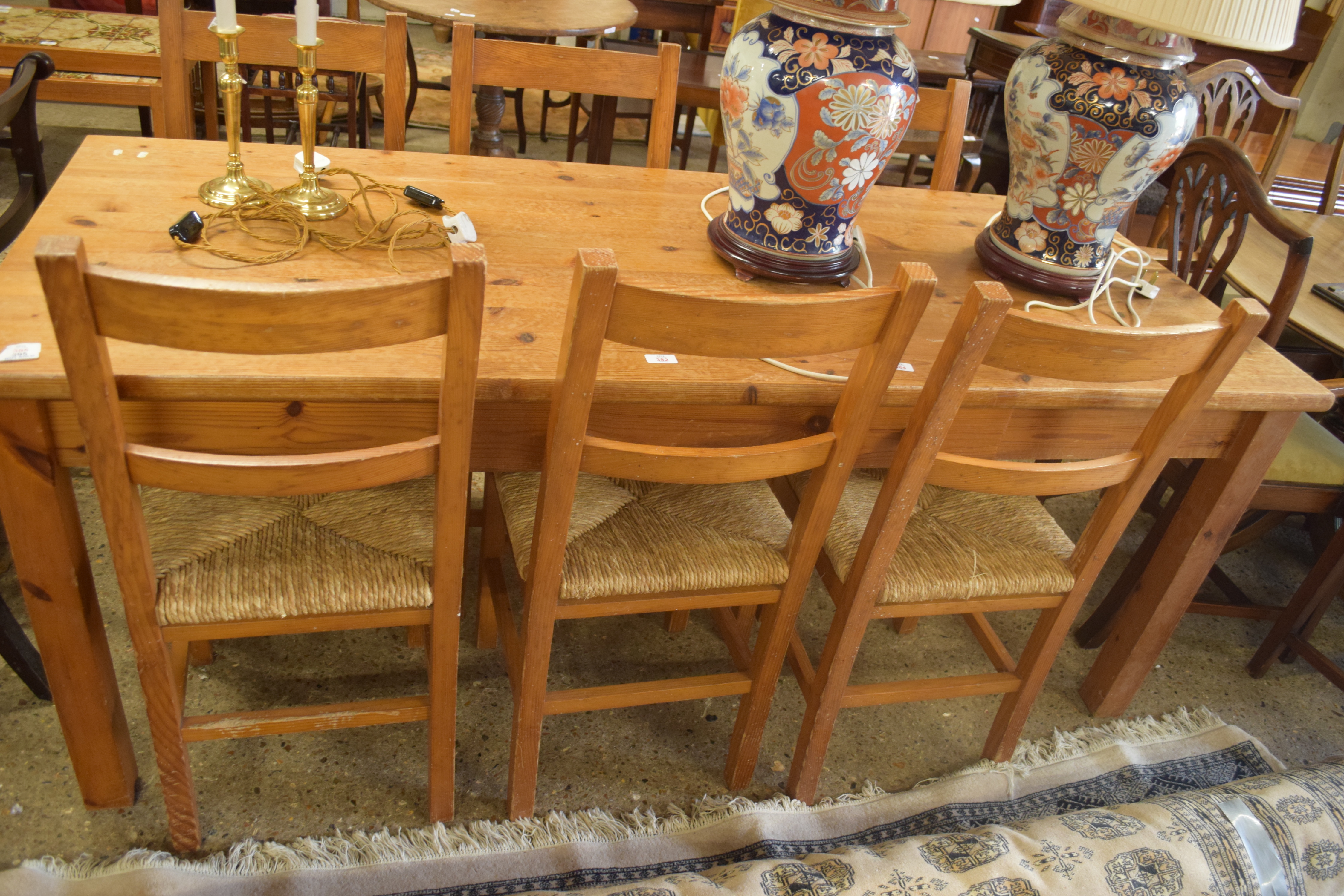 MODERN PINE KITCHEN TABLE AND SIX CHAIRS, TABLE 183CM LONG