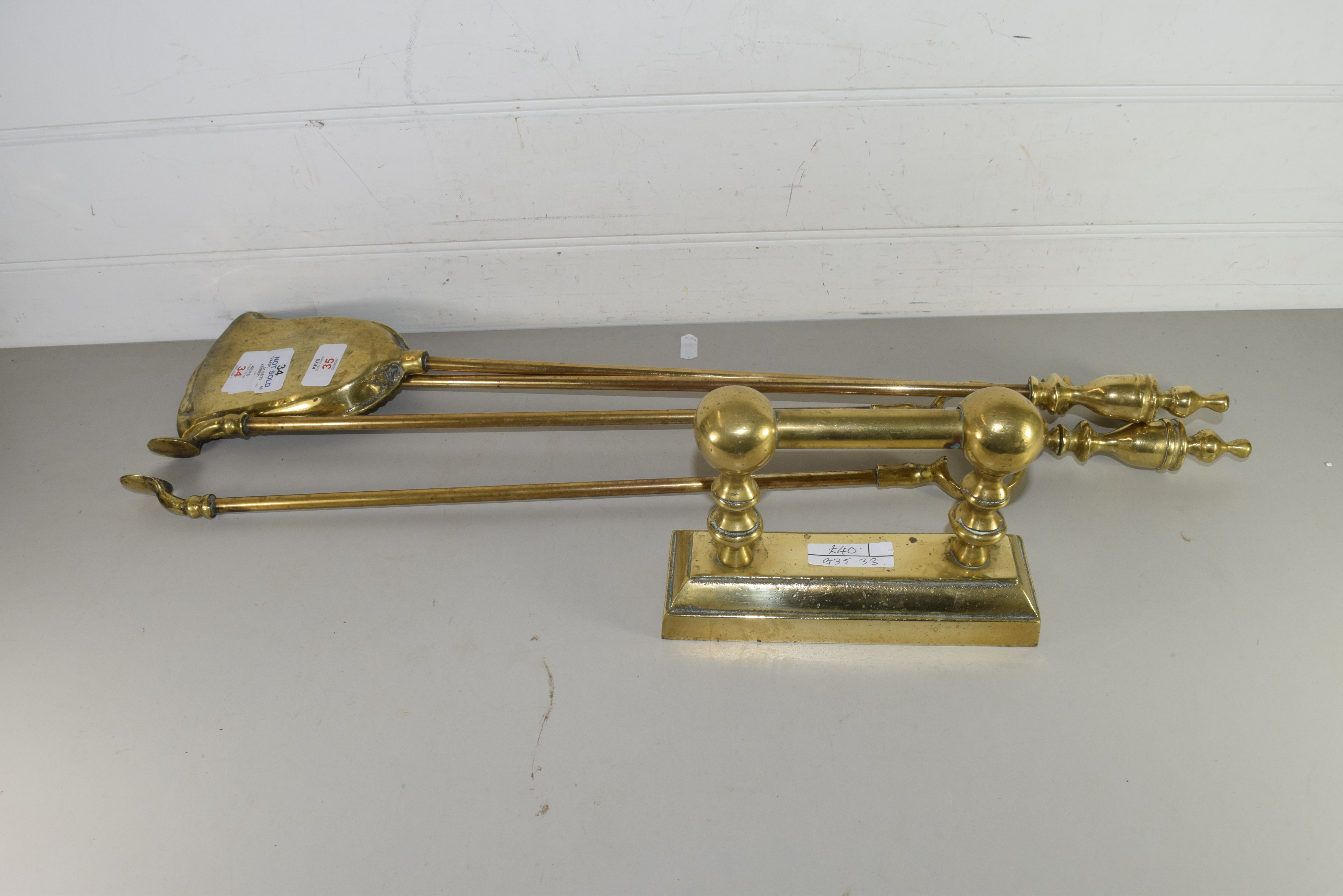 VICTORIAN BRASS FIRE TOOL SET AND ACCOMPANYING STAND