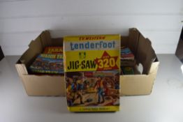 BOX CONTAINING VINTAGE JIGSAW PUZZLES, TV AND WESTERN THEMES
