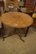 19TH CENTURY CIRCULAR TOP MAHOGANY PEDESTAL TABLE RAISED ON TURNED COLUMN WITH TRIPOD BASE, THE